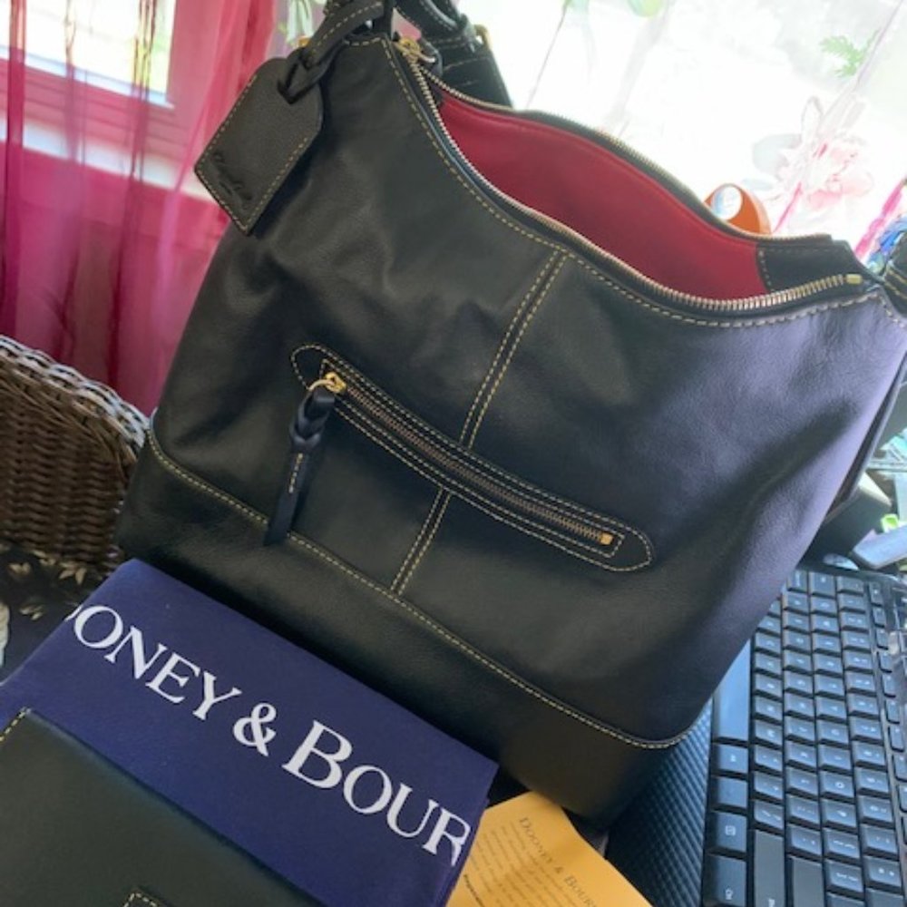 Dooney & Bourke Purse